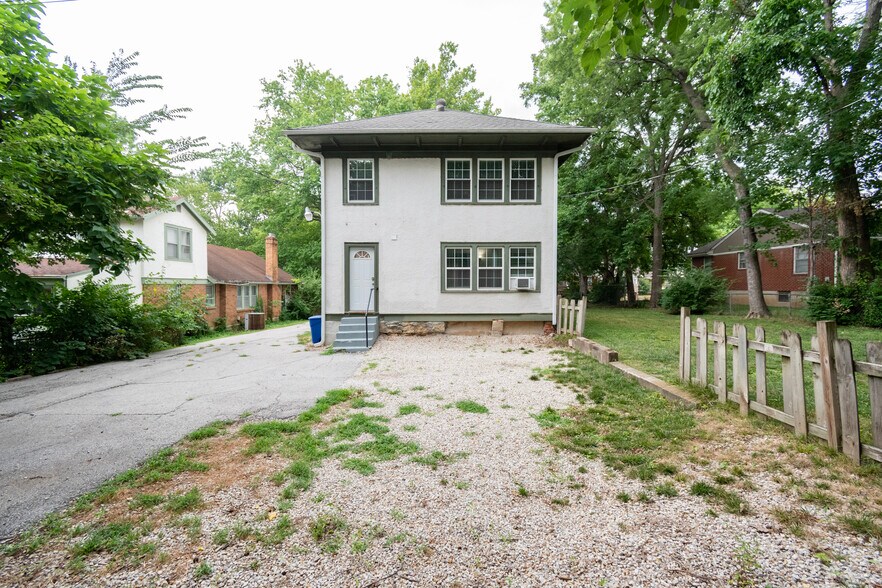 More Photos Of 5331 Charlotte St, Kansas City Apartments For Sale