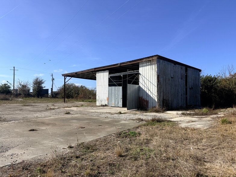 More Photos Of 4403 Business Ln, Plant City Land For Lease
