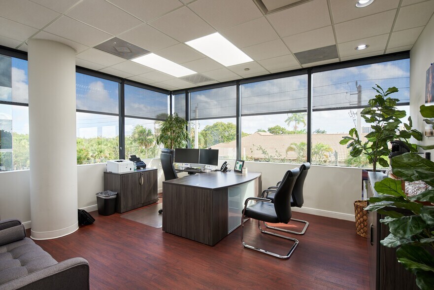 More Photos Of 4800 N Federal Hwy, Boca Raton Unknown For Lease