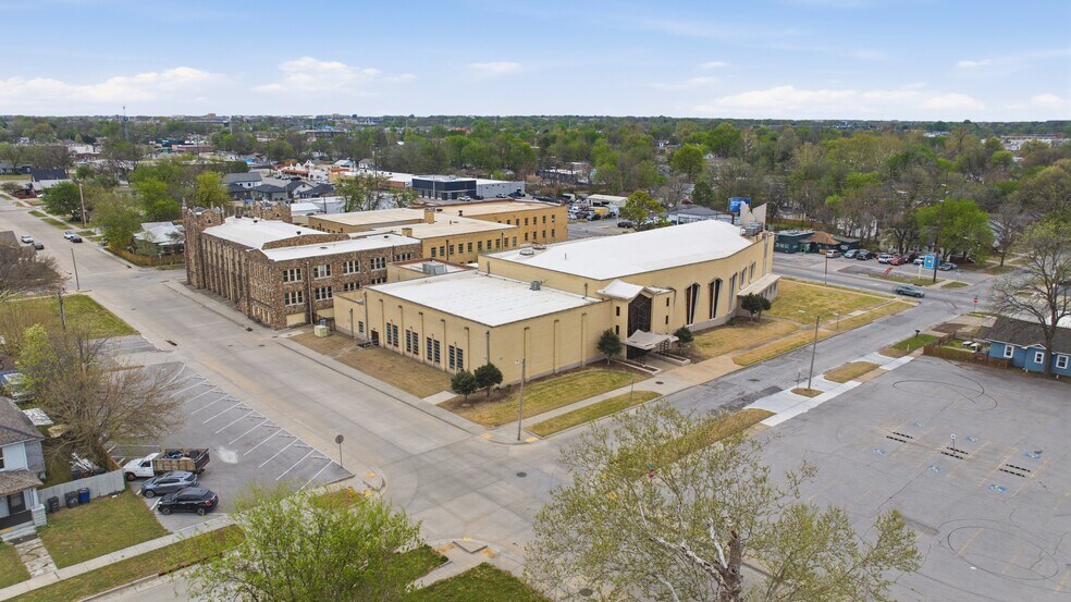 More Photos Of 1915 E 3rd St, Tulsa Religious Facility For Sale