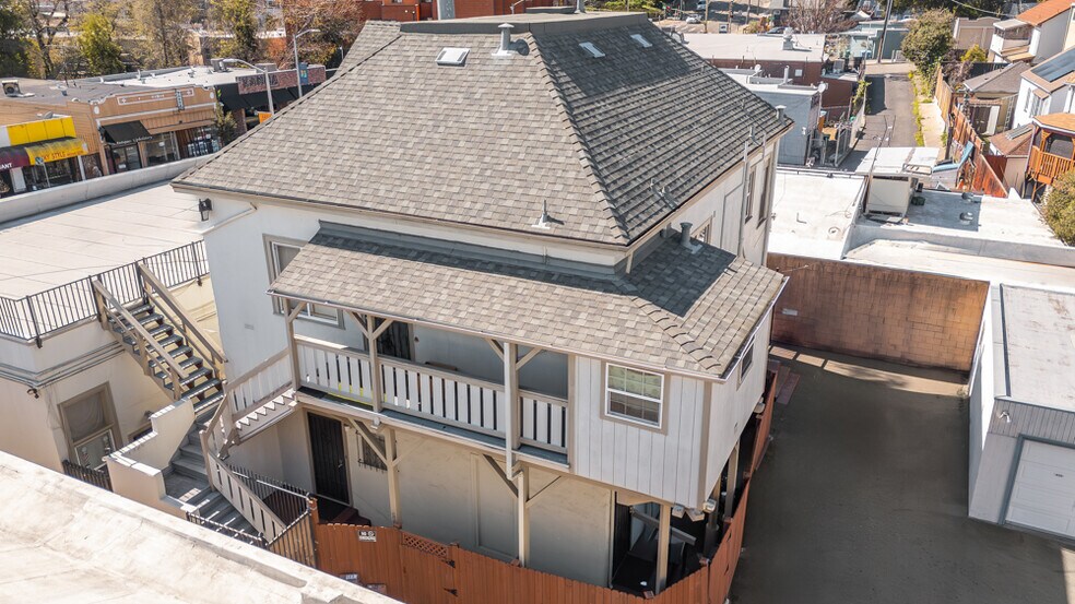 More Photos Of 2024-2028 Macarthur Blvd, Oakland Storefront For Sale