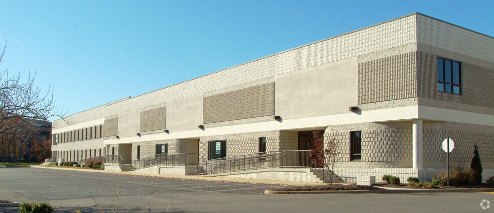 More Photos Of 1801 Sara Dr, Chesapeake Research And Development For Lease