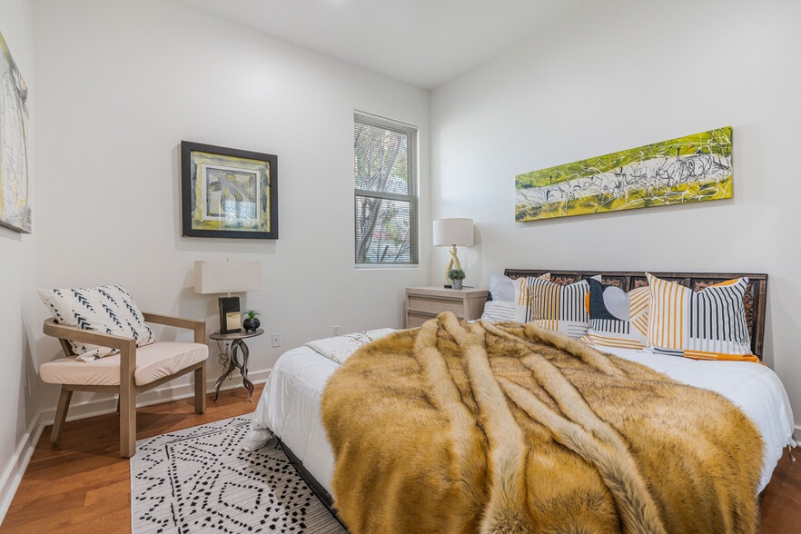 More Photos Of 3718 S Barrington Ave, Los Angeles Rehabilitation Center For Sale