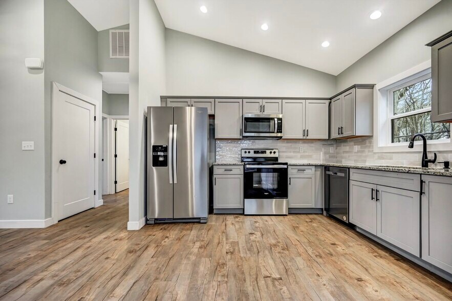 More Photos Of , Scranton Multifamily For Sale