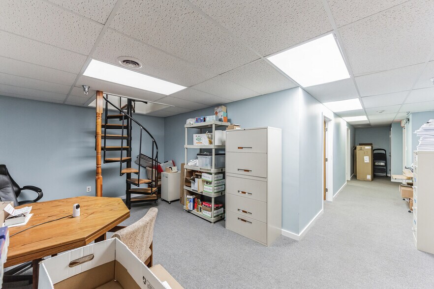 More Photos Of 23-34 Regency Plz, Glen Mills Medical For Sale