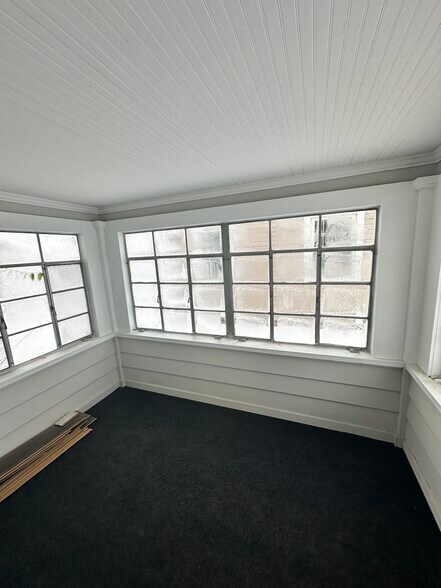 More Photos Of 336 Lincoln Hwy, New Haven Office For Lease
