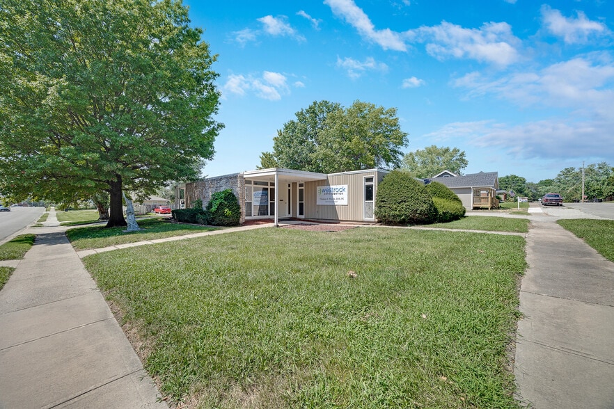 More Photos Of 405 Cedar St, Pleasant Hill Medical For Sale