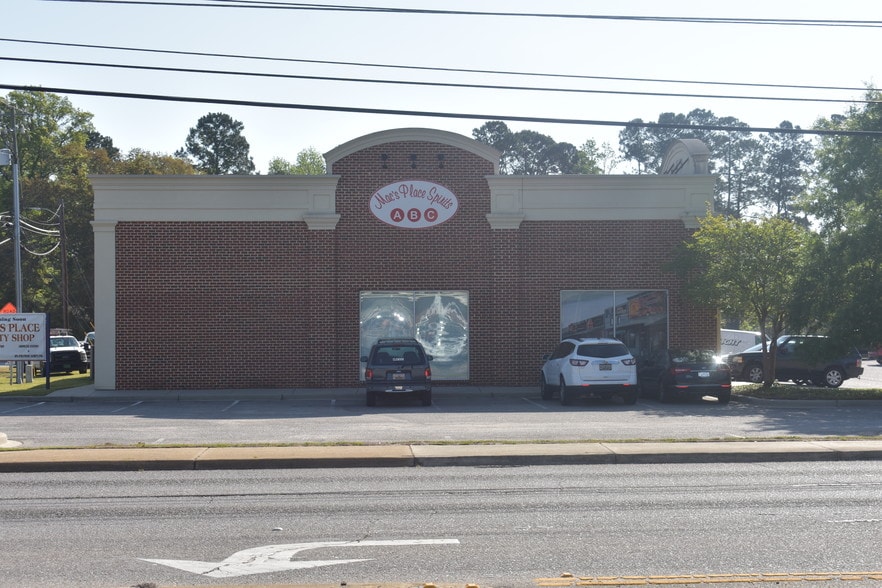 More Photos Of 699 Bultman Dr, Sumter Storefront Retail Office For Lease