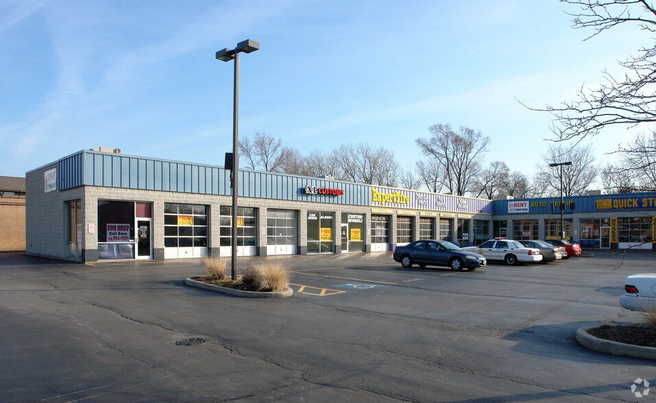 More Photos Of 6445-6495 W 111th St, Worth Auto Repair For Sale