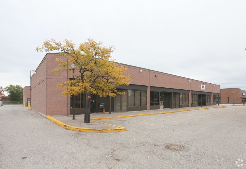 Primary Photo Of 2526 Speers Rd, Oakville Research And Development For Lease