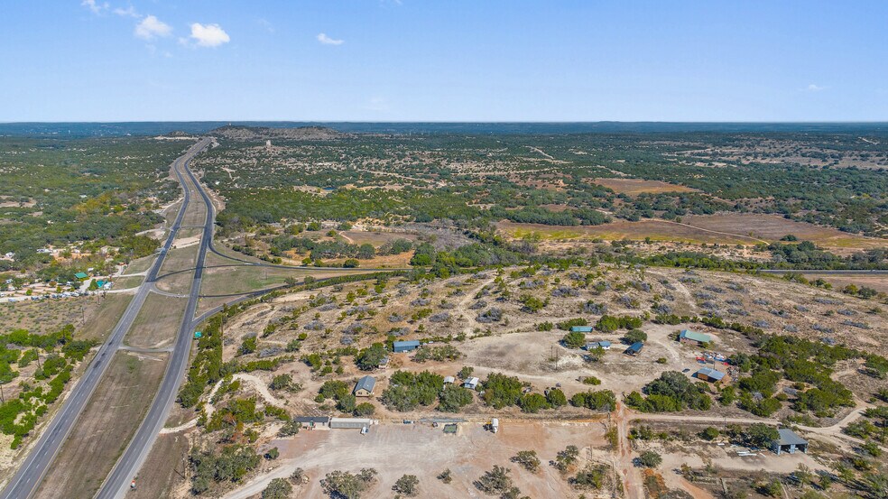 More Photos Of 8662 US 281 hwy, Blanco Land For Sale