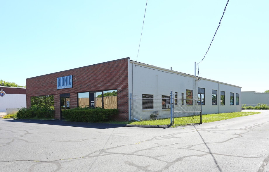 Primary Photo Of 193 Pascone Pl, Newington Warehouse For Sale
