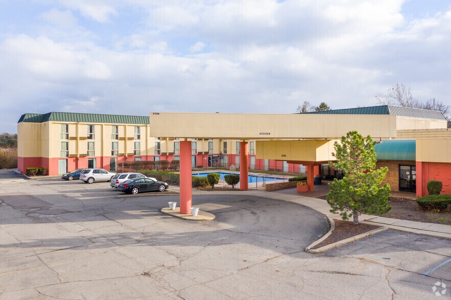 More Photos Of 3750 Washtenaw Ave, Ann Arbor Hotel For Sale
