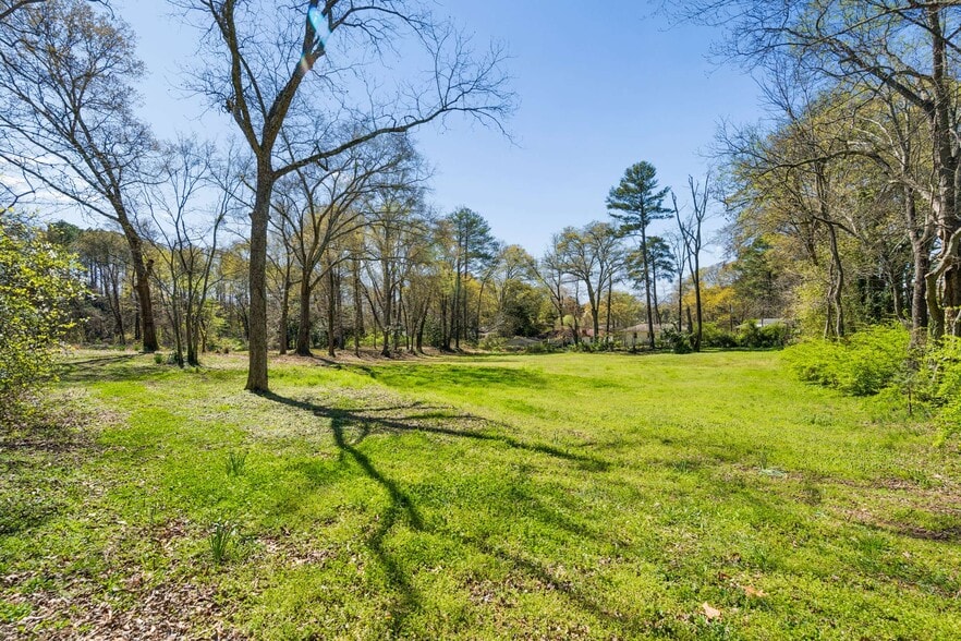 More Photos Of 1860 Penelope Rd NW, Atlanta Hospitality For Sale