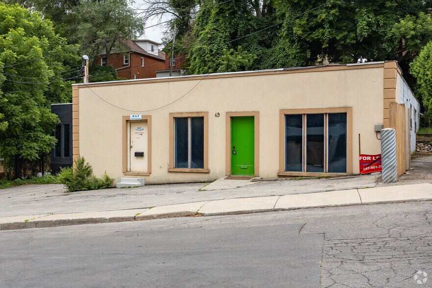 More Photos Of 49 Glen Rd, Hamilton Service For Sale