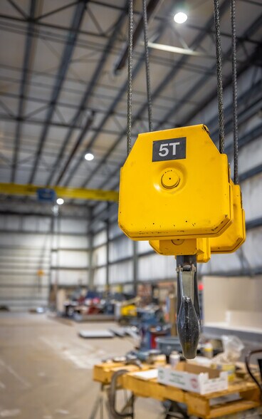 More Photos Of 29781 Fraser Hwy, Abbotsford Warehouse For Lease