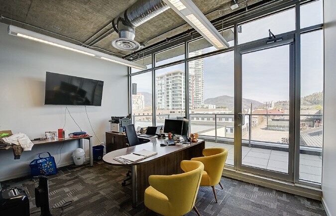 More Photos Of 1290 St Paul St, Kelowna Apartments For Sale
