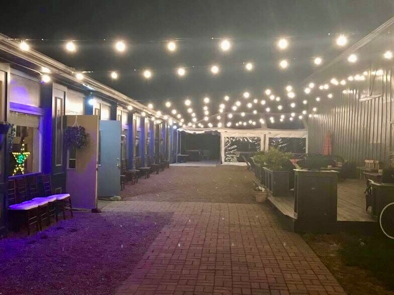 More Photos Of 1591 OH-45, Austinburg Restaurant For Sale