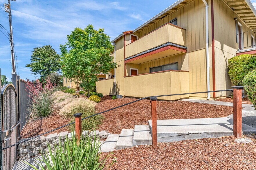 More Photos Of 2170-2180 Fremont St, Concord Apartments For Sale