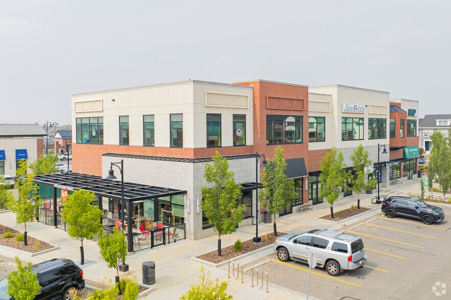 More Photos Of 401 Cooper's Blvd SW, Airdrie Unknown For Lease