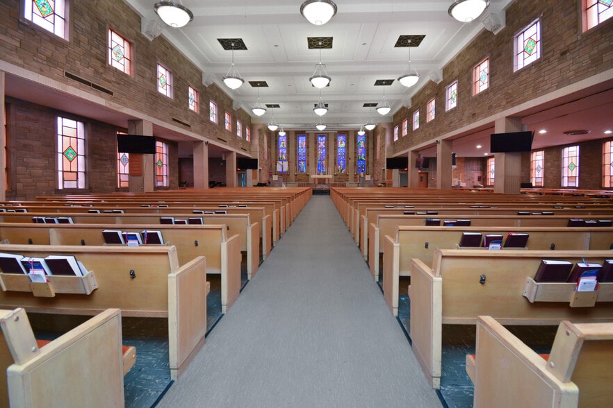 More Photos Of 801 S Madison St, Bloomington Religious Facility For Sale