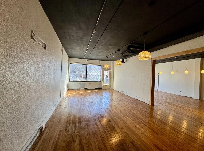 More Photos Of 2375-2395 S Downing St, Denver Freestanding For Lease
