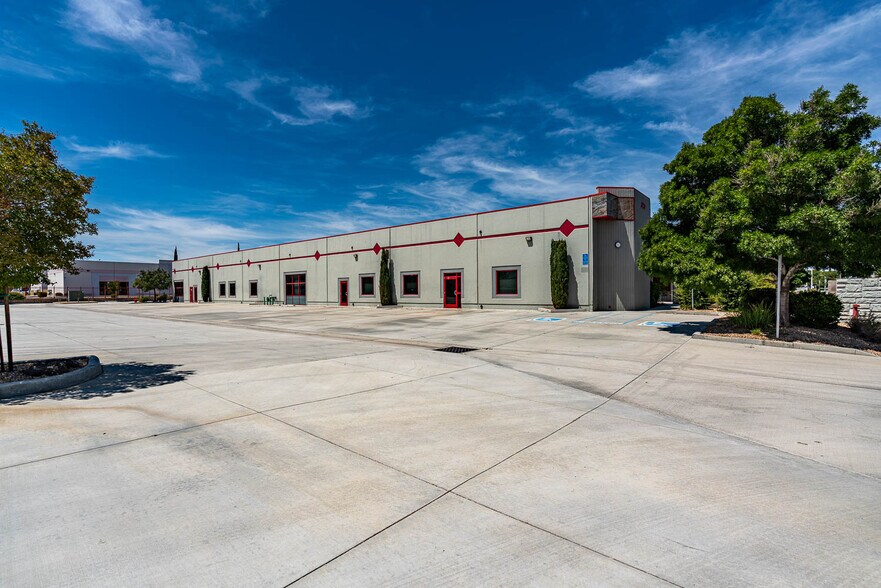 More Photos Of 314-320 E Avenue K6, Lancaster Office For Lease