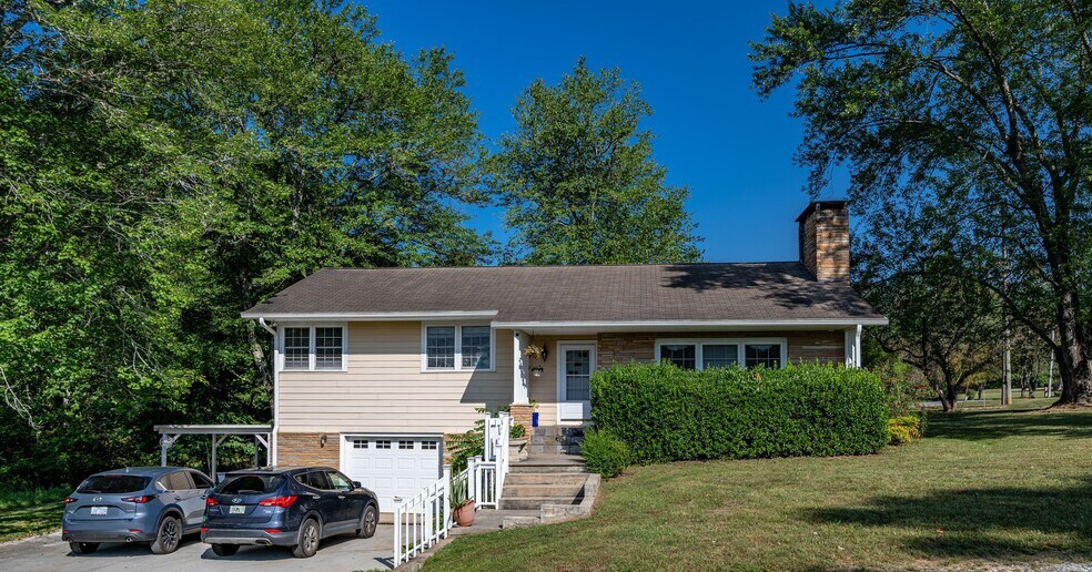 More Photos Of 520 Baird Cove Rd, Franklin Apartments For Sale