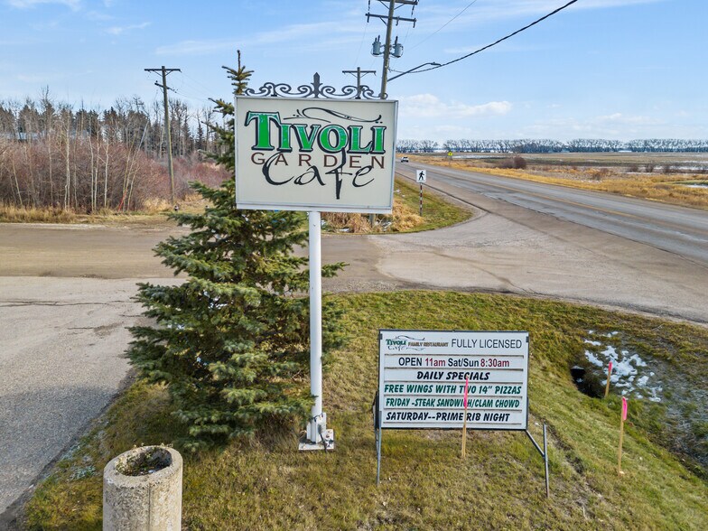 More Photos Of 1916 10th Av, Spruce View Restaurant For Sale