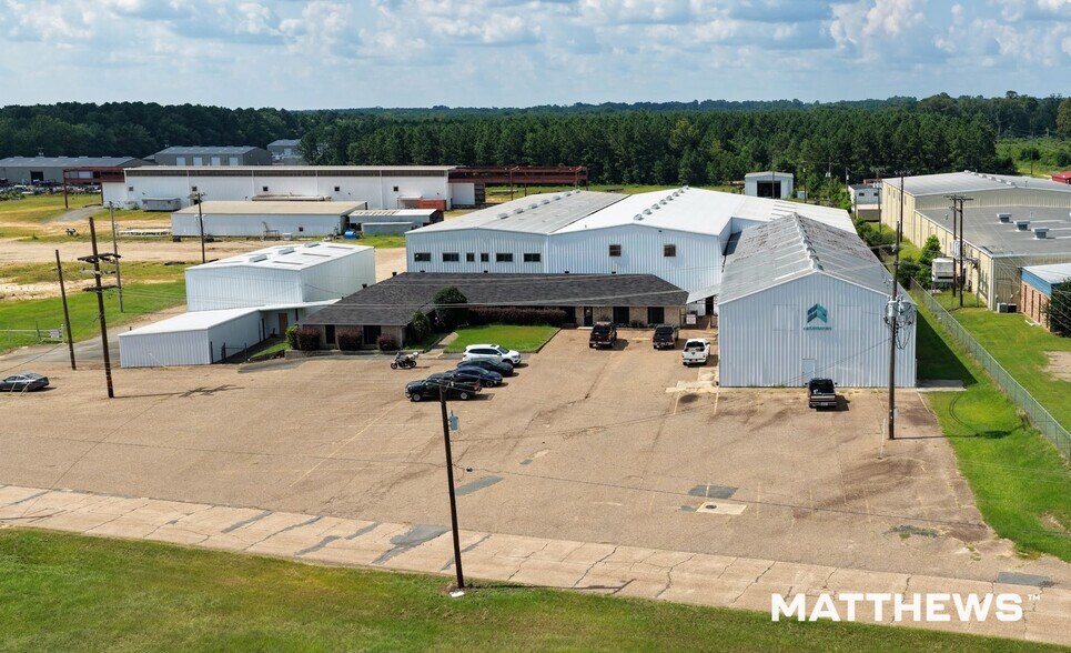 Primary Photo Of 142 Old Shreveport Rd, Minden Warehouse For Sale