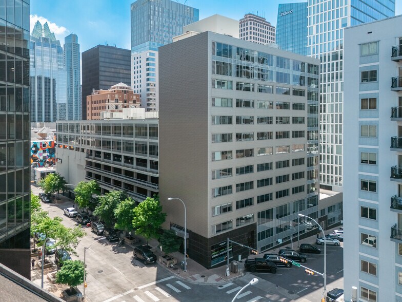 More Photos Of 720 Brazos St, Austin Office For Lease