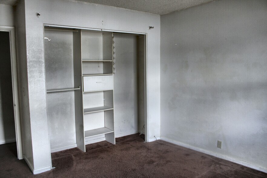 More Photos Of 270 Tampa Dr, Nashville Apartments For Sale