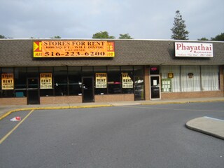 More Photos Of 719 Hawkins Ave, Ronkonkoma Storefront For Sale