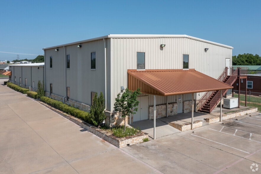 More Photos Of 3723 S FM 551, Royse City Flex For Lease