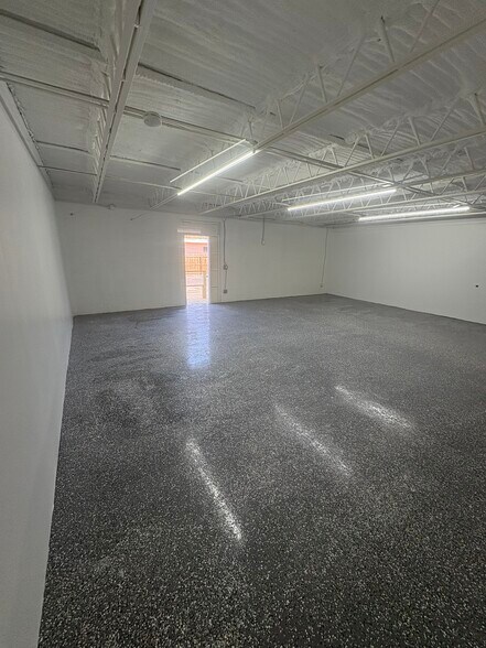 More Photos Of 411 Clearlake Rd, Cocoa Service For Lease