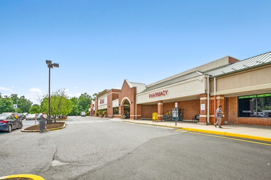 More Photos Of 18 Broadway, Browns Mills Unknown For Lease