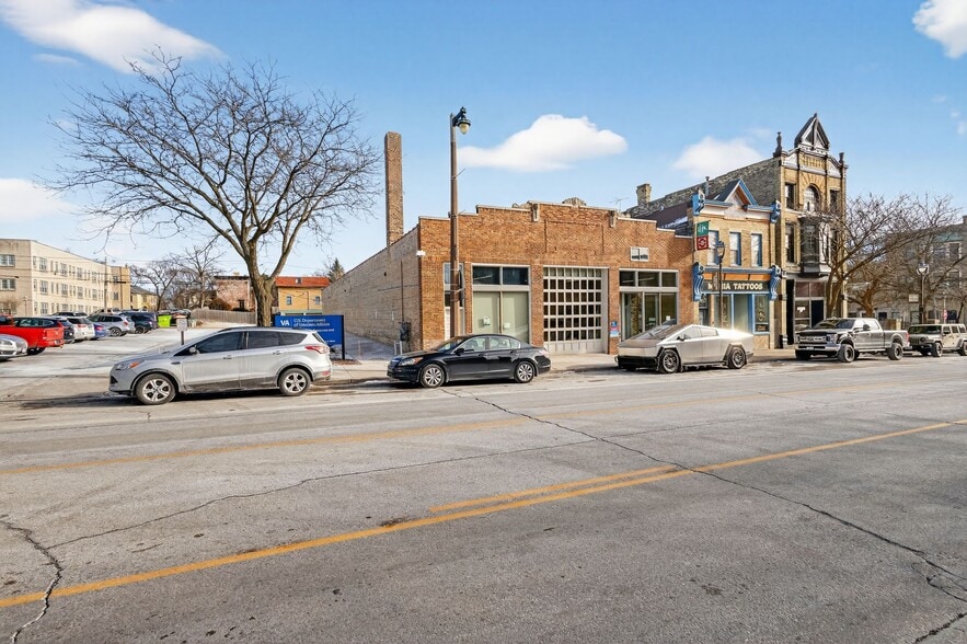 More Photos Of 1818 N Dr Martin Luther King Jr Dr, Milwaukee Office For Sale