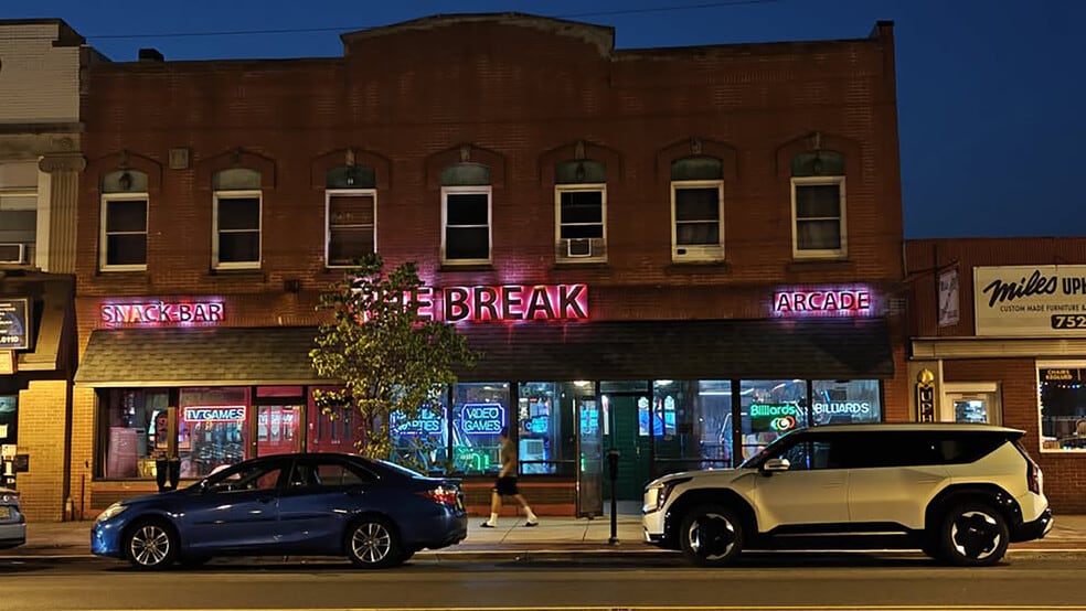 Primary Photo Of 340-346 North Ave, Dunellen Storefront Retail Residential For Lease