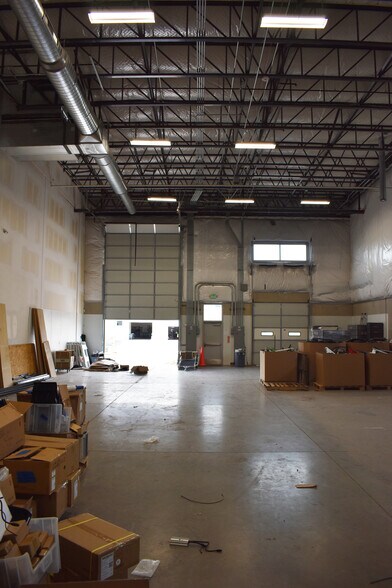 More Photos Of 2300 E 76th Ave, Denver Warehouse For Lease