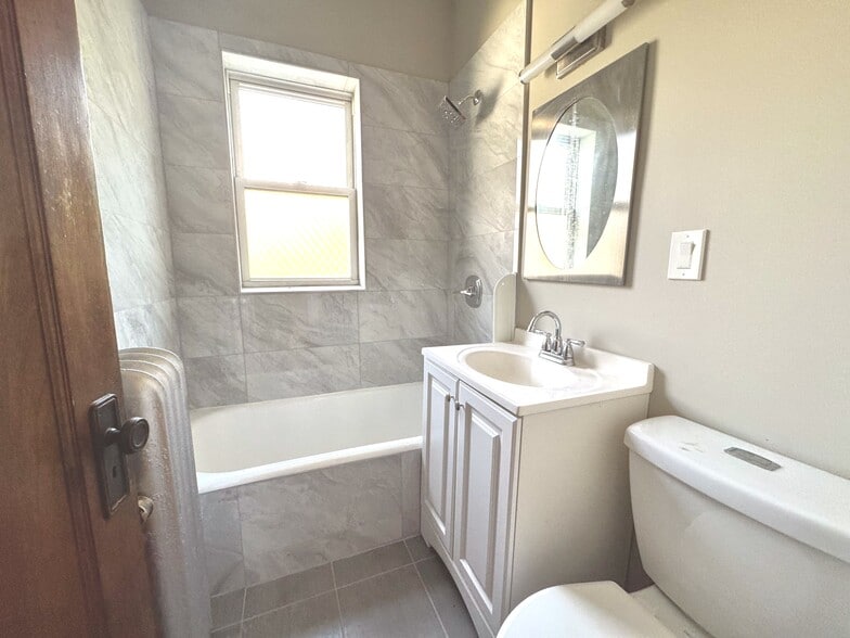 More Photos Of 7022 S Perry Ave, Chicago Multifamily For Sale