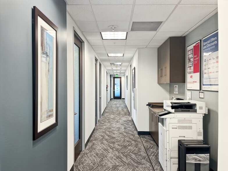 More Photos Of 650 NE Holladay St, Portland Coworking Space