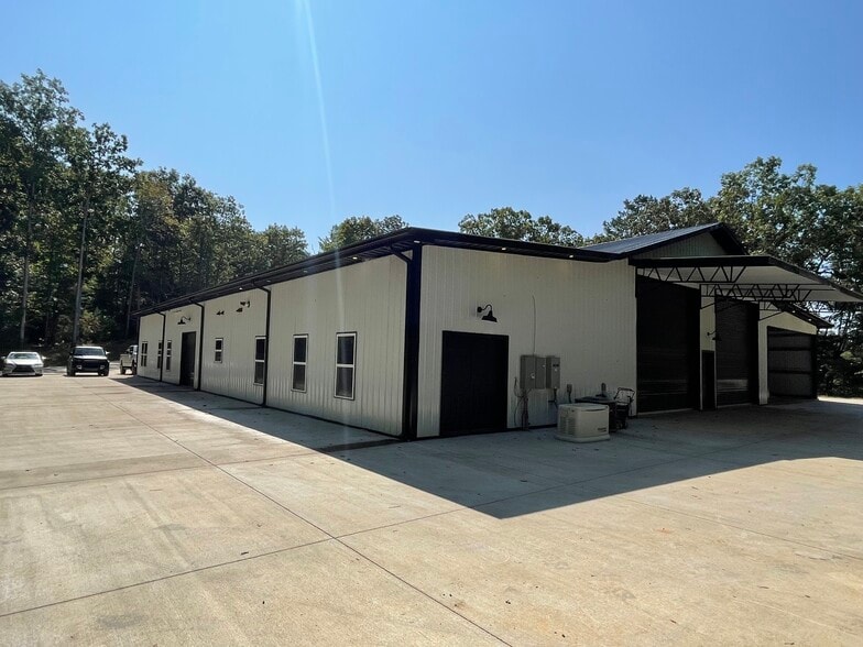 More Photos Of 1019 Hardscrabble Rd, Mineral Bluff Winery Vineyard For Sale