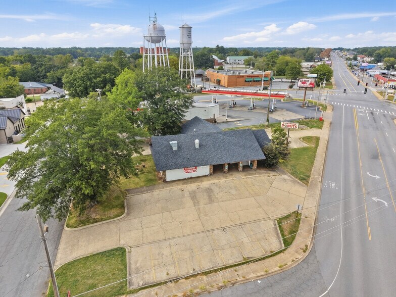 More Photos Of 609 N Main St, Benton Fast Food For Sale