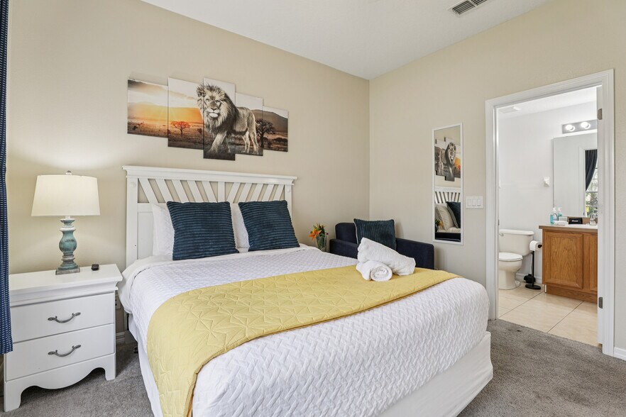 More Photos Of 136 Rosso Dr, Davenport Specialty For Sale