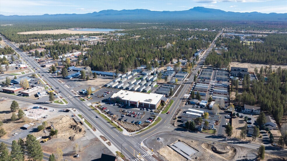 More Photos Of 51395 Preble Way, La Pine Manufactured Housing Mobile Home Park For Sale