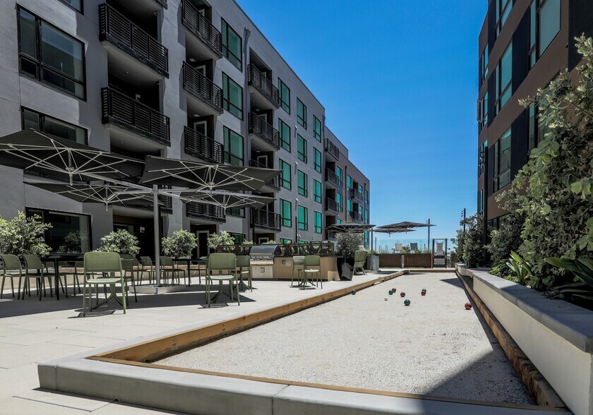 More Photos Of 219 9th Ave, Oakland Apartments For Lease