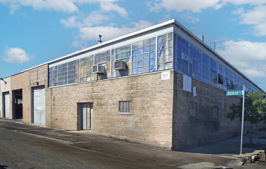 More Photos Of 606 Cozine Ave, Brooklyn Warehouse For Lease