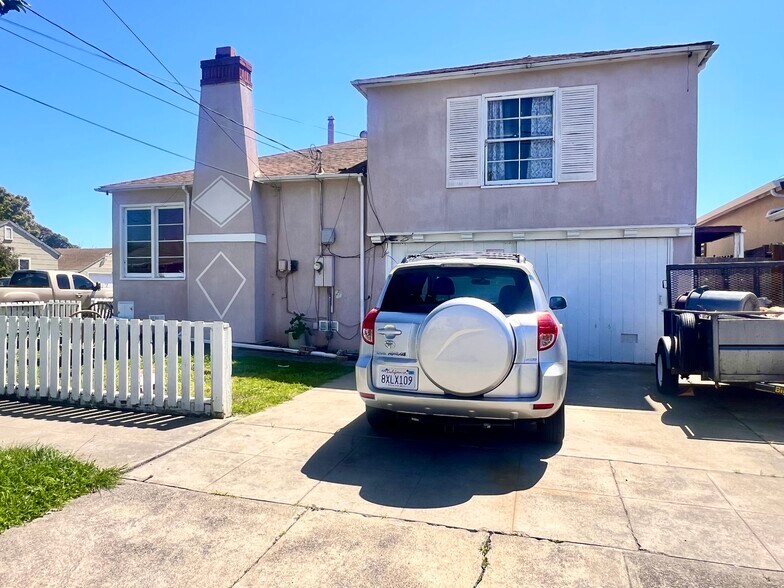 More Photos Of 789 17th St, Richmond Multifamily For Sale