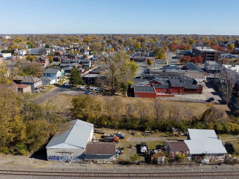 More Photos Of 78 W Jenkins Ave, Columbus Manufacturing For Sale