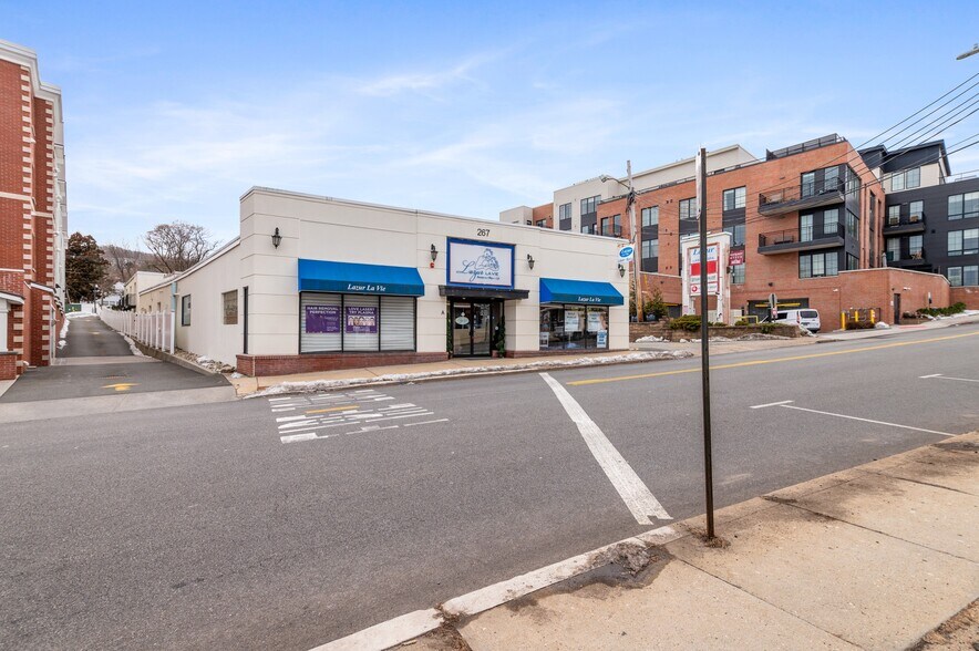 More Photos Of 267 Main St, Nyack General Retail For Sale